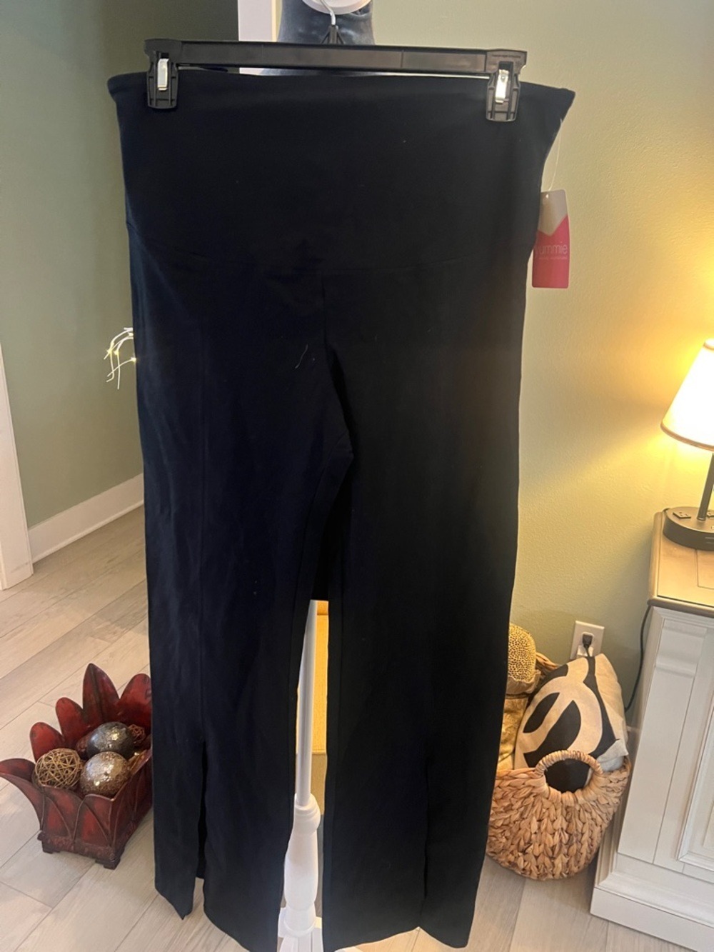 Yummie by Heather Thomson Black High-Waist Pull-On Leggings